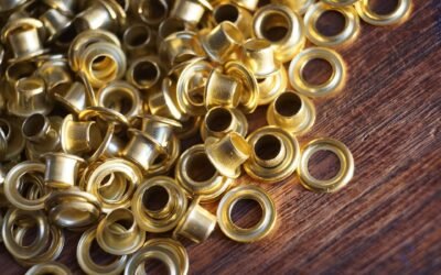 Mengapa Mata Ayam Metal Lebih Unggul Dibandingkan Plastik?